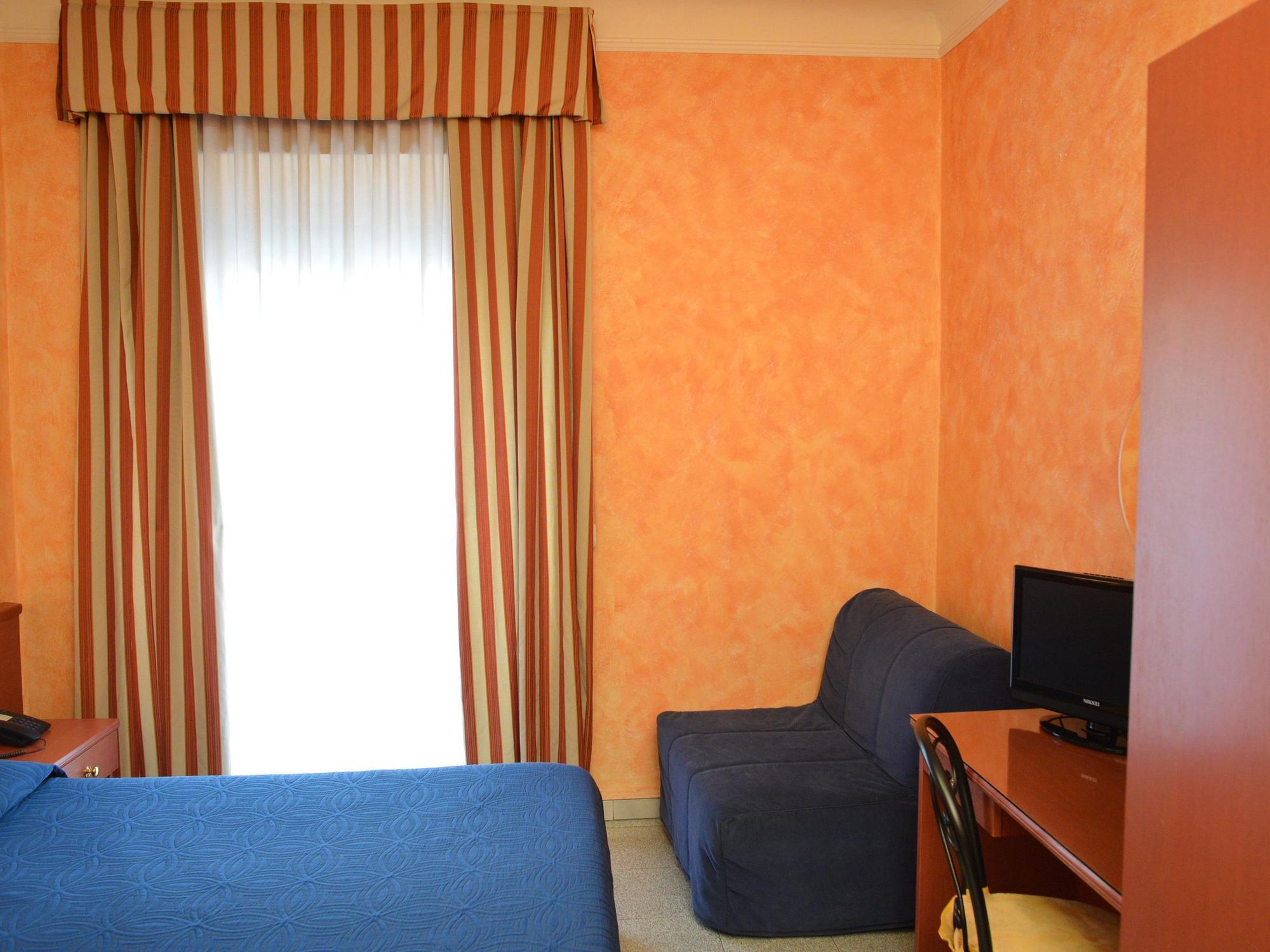 Hotel Aurora Milán Exterior foto